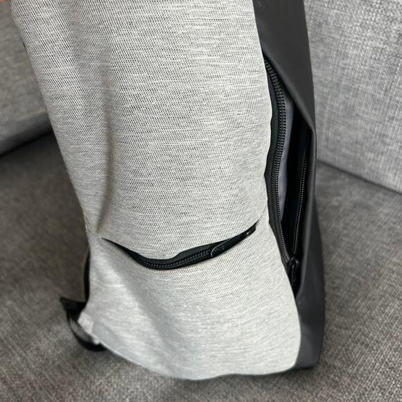 NWOT Ruigor Link 39 Anti-Theft Smart Laptop Backpack USB TSA Ready Grey / Black‎ - Picture 8 of 14